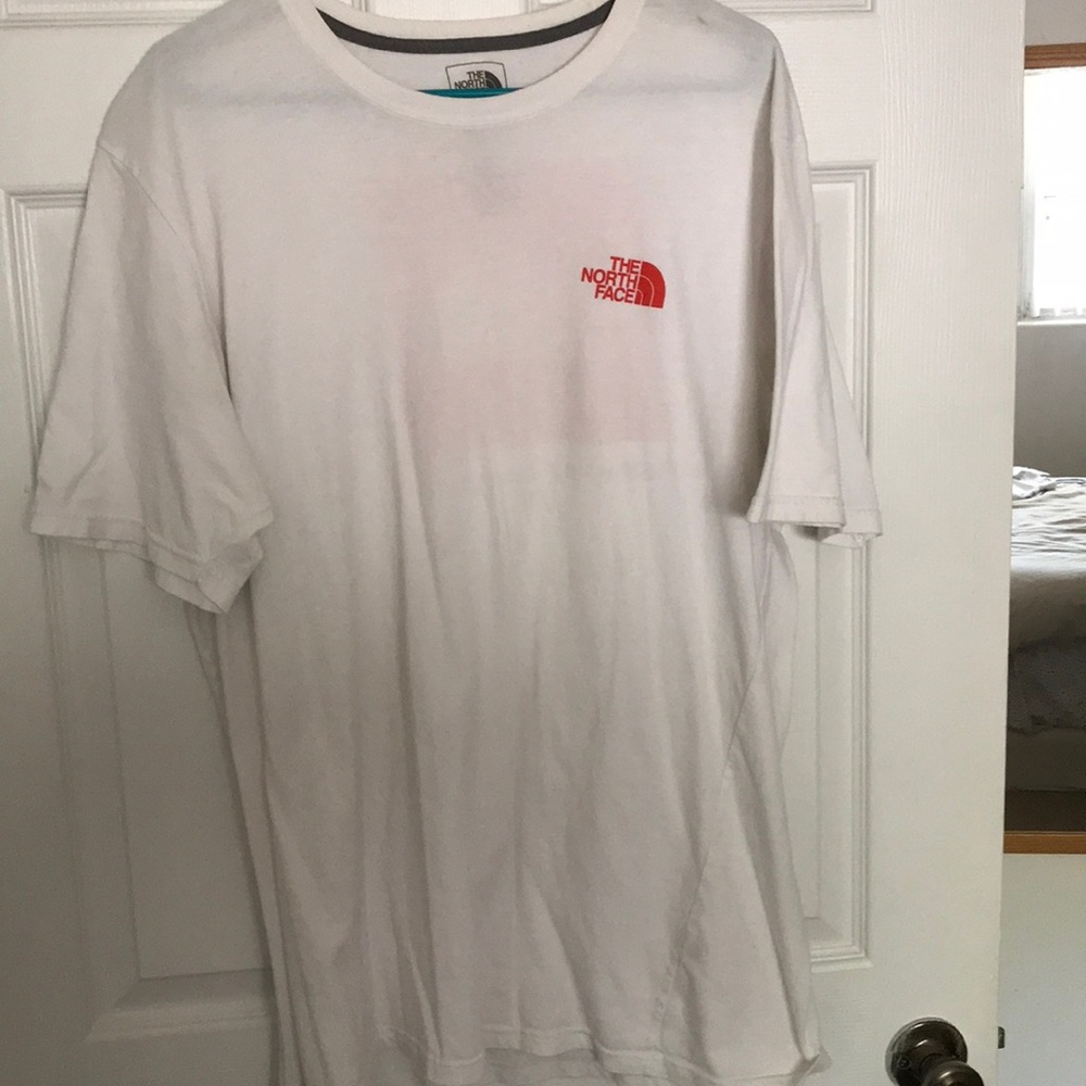 Men’s North face logo tee shirt XL